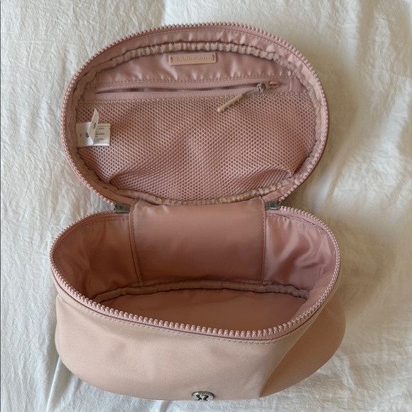 lululemon athletica Pink Women's Bag - Picture 2 of 2
